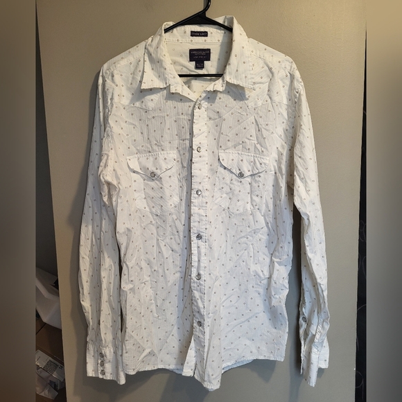 American Eagle Outfitters White Patterned Western Styly Shirt, Size XL - Picture 1 of 4